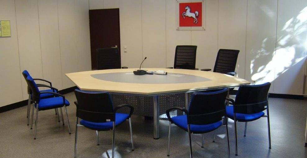 Bild eines Sitzungssaales des Arbeitsgerichts Hameln